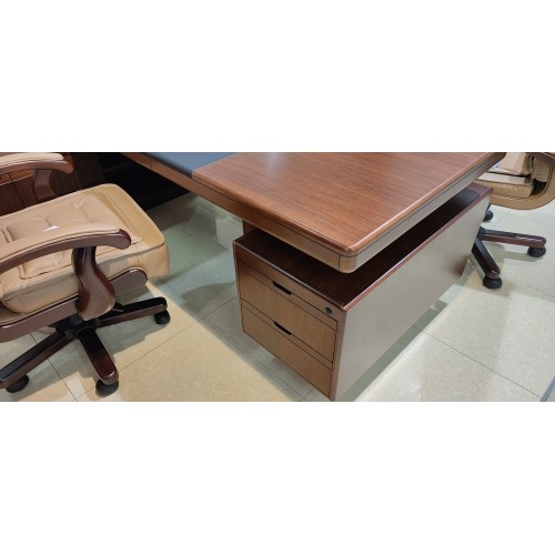 Кабинет руководителя Mux ТА06 (Китай)