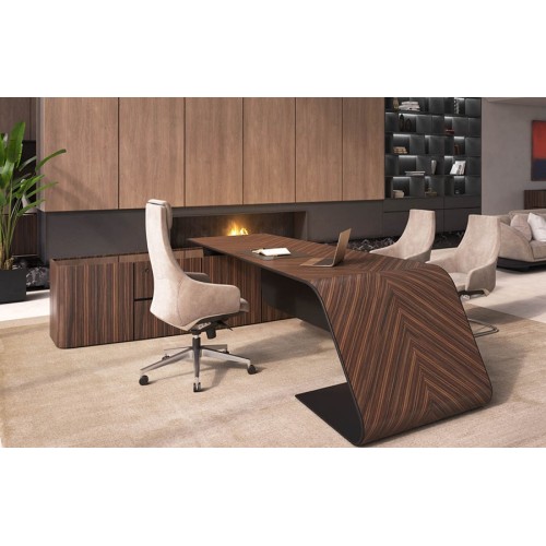 Кабинет руководителя Bugatti