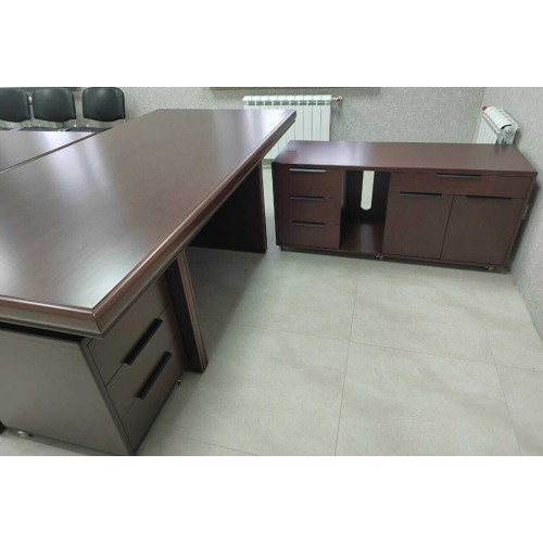 Кабинет руководителя New Kvant (натуральный массив и шпон) офисная мебель премиум класса