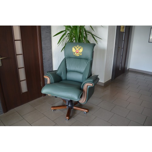 Кресло руководителя Пикассо с гербом (деревянная крестовина)