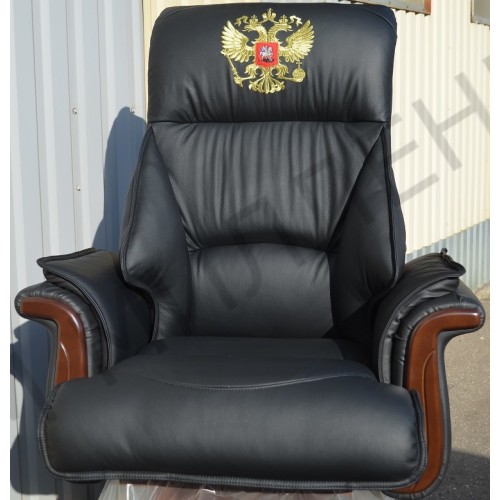 Кресло руководителя Пикассо с гербом (деревянная крестовина)