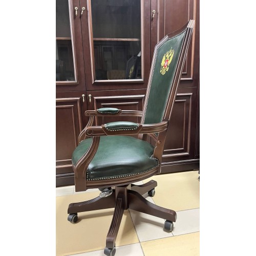 Кресло руководителя Велде ТА 5024 с гербом (натуральная кожа) высокая спинка