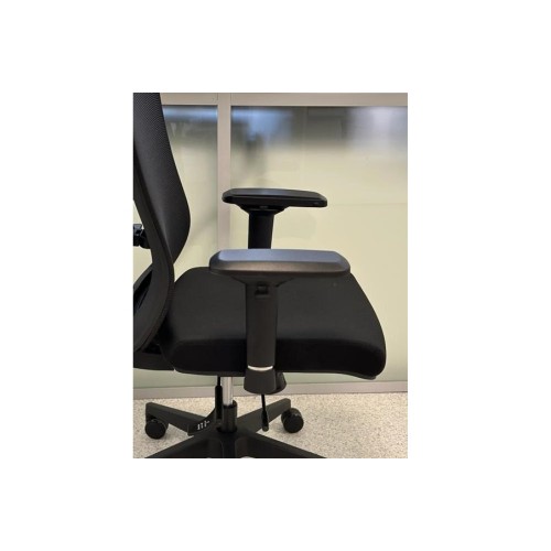 Офисное кресло для персонала Фидель М (пластиковая крестовина)