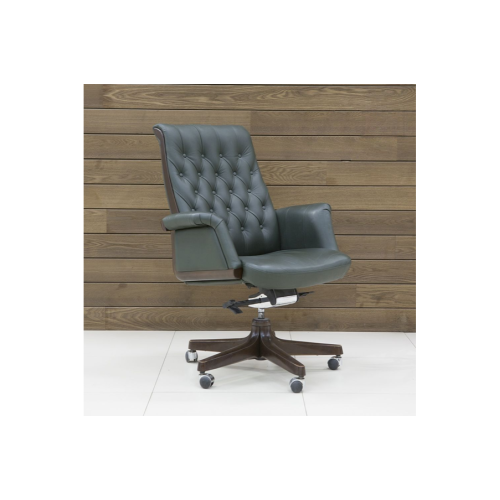 Кресло для руководителя Интер-М (натуральная кожа) низкая спинка