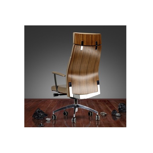 Кресло для руководителя Алтея А (хромированная крестовина)