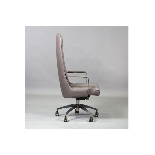 Кресло для руководителя Олимпия А (хромированная крестовина)