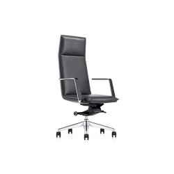 Кресло для руководителя Вольтер Q7 (хромированная крестовина)