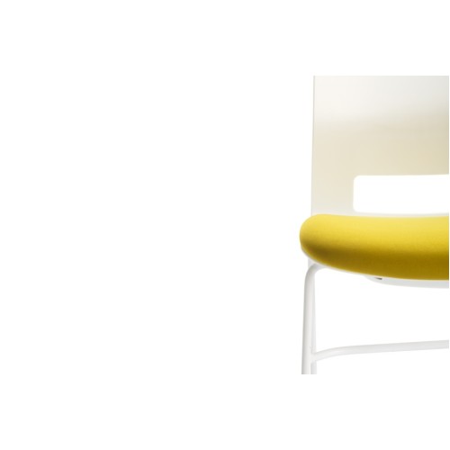 Офисный стул для посетителя Миро А (на полозьях)