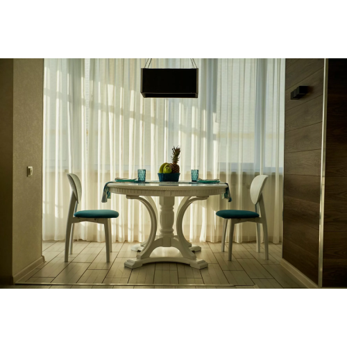 Стол обеденный из массива дерева «Миллениум-3» круглый 1200(1600)