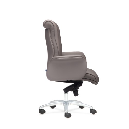 Кресло руководителя Макс D80 низкая спинка (хромированная крестовина)