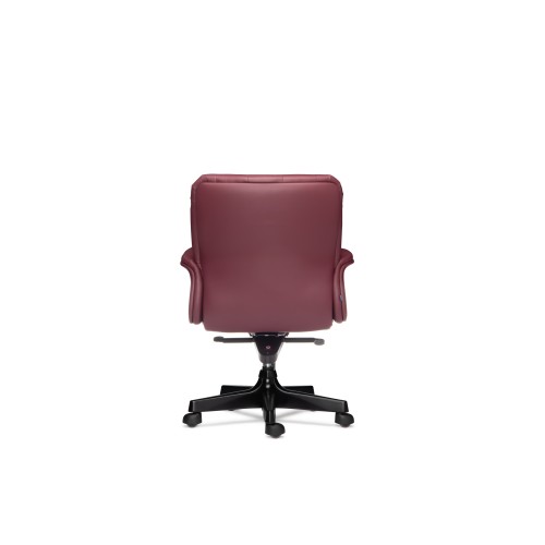 Кресло руководителя Президент D80 низкая спинка (деревянная крестовина)